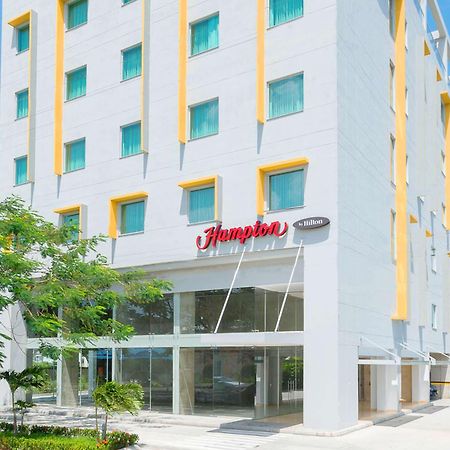 Hampton By Hilton Yopal Hotel Kültér fotó