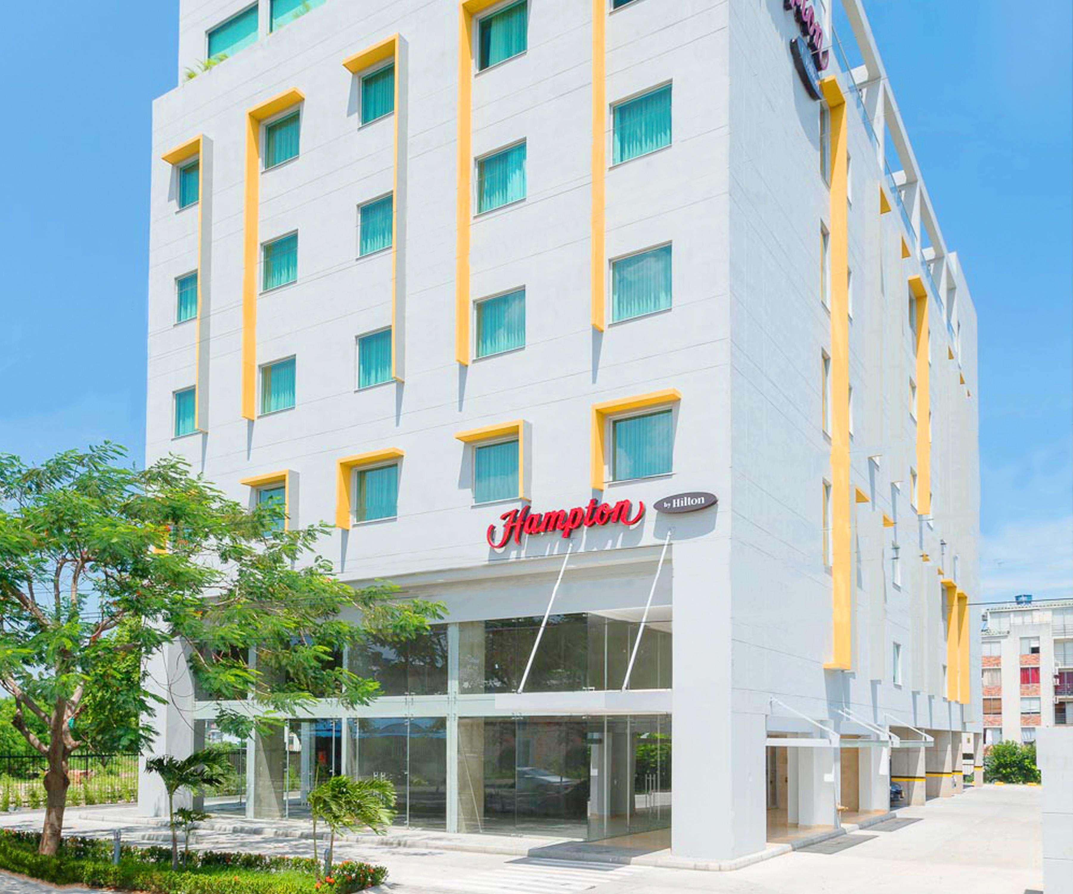 Hampton By Hilton Yopal Hotel Kültér fotó