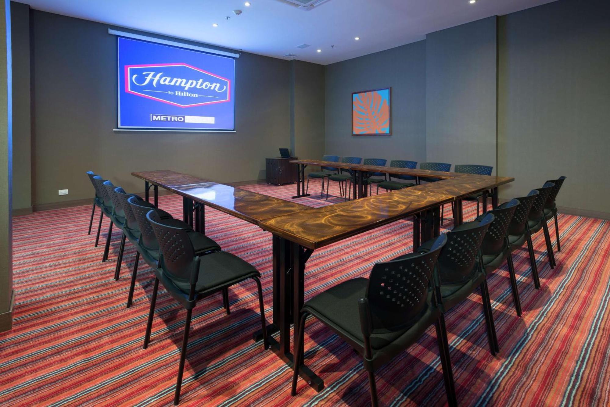 Hampton By Hilton Yopal Hotel Kültér fotó