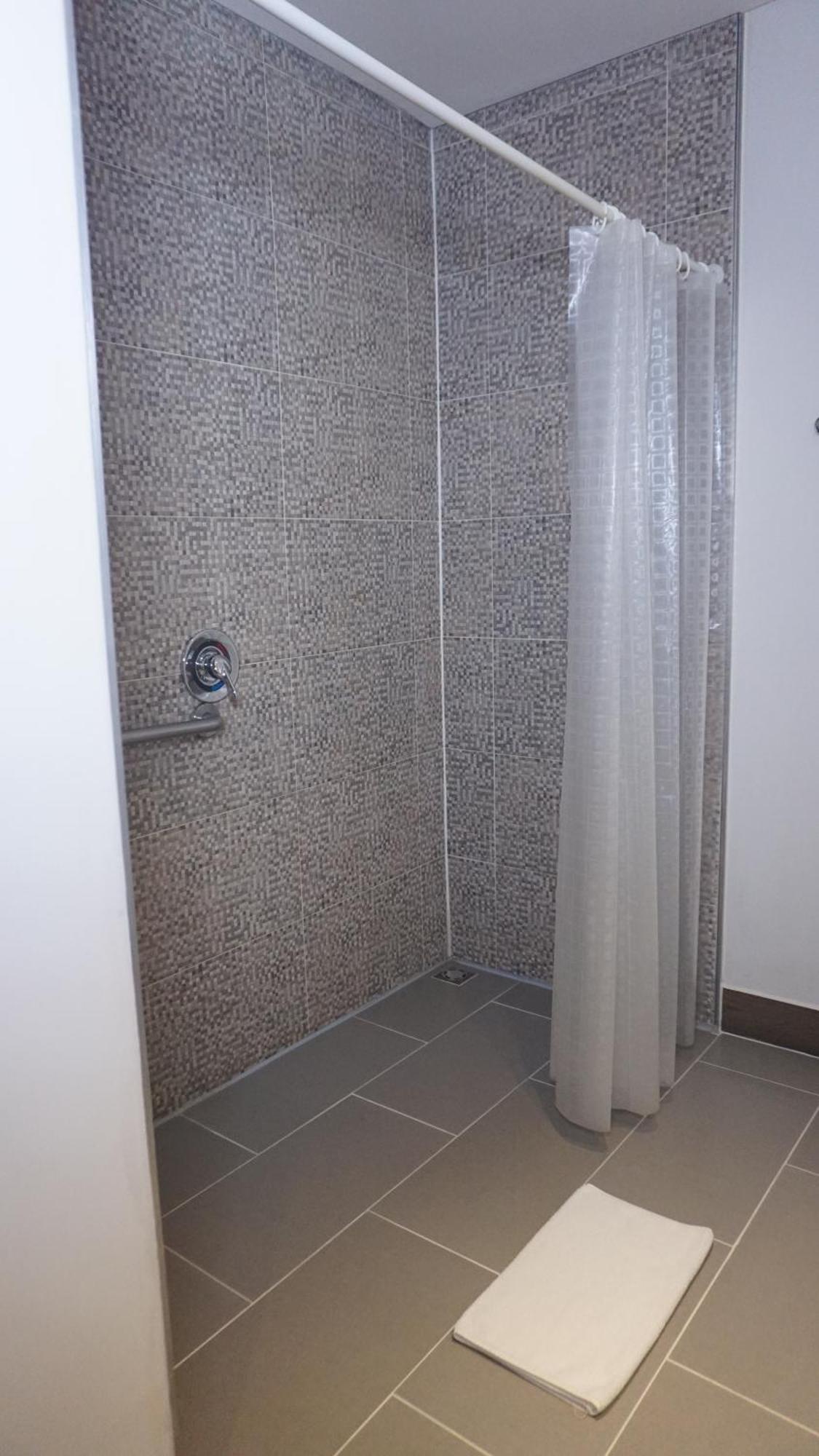 Hampton By Hilton Yopal Hotel Kültér fotó