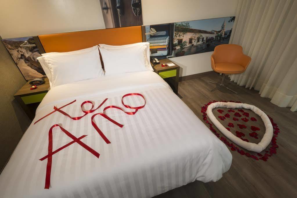 Hampton By Hilton Yopal Hotel Kültér fotó